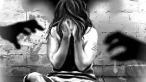 बेंगलुरु छात्रा संग गैंगरेप: दो लेक्चरर सहित तीन गिरफ्तार, पढ़ाई के बहाने दोस्ती कर बुना शर्मनाक जाल
