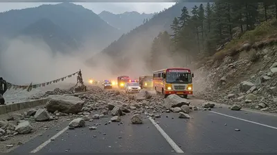 चंडीगढ़-मनाली फोरलेन 8 घंटे बाद बहाल: पंडोह में भूस्खलन, यात्रियों की रात दहशत में गुज़री