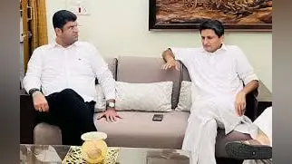 दुष्यंत चौटाला का दीपेंद्र हुड्डा से मुलाकात पर सफाई, ‘गुंडों’ वाले बयान पर गरमाई हरियाणा की सियासत