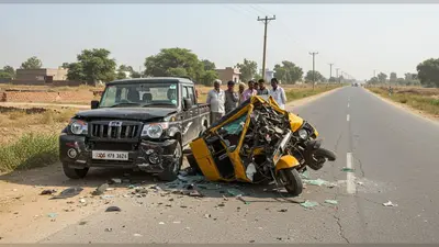 एटा में रफ्तार का तांडव: बेकाबू पिकअप ने ऑटो को रौंदा, चालक की मौके पर मौत; रूह कंपा देने वाला मंजर