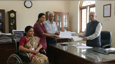 यूपी में शिक्षकों के ट्रांसफर पर बड़ा फैसला: दिव्यांग और गंभीर बीमार शिक्षकों को मिलेगी पहली वरीयता, शासन ने जारी किए निर्देश