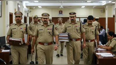 यूपी पुलिस में बड़ा फेरबदल: 39 डिप्टी एसपी के ताबड़तोड़ तबादले, दिन में 15 एडिशनल एसपी भी बदले गए