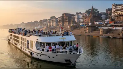 काशी में गंगा की लहरों पर तैरेगा गंगोत्री क्रूज: एक साथ 200 पर्यटक लेंगे फाइव स्टार सुविधाओं का आनंद; जानें क्या है खास!