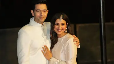 कपिल के शो में राघव चड्ढा का इशारा, क्या परिणीति चोपड़ा जल्द बनने वाली हैं मां?