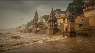काशी में गंगा का कहर: मंदिर डूबे, स्कल्पचर पानी में समाया, राजघाट-नमो घाट मार्ग बंद; तस्वीरें बयां कर रहीं हाल!