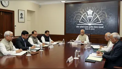 यूपी कैबिनेट का बड़ा फैसला: 19 अहम प्रस्तावों पर लगी मुहर, छात्रों के लिए अटल बिहारी वाजपेयी छात्रवृत्ति योजना को मिली मंजूरी