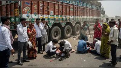 यूपी में दिल दहला देने वाला हादसा: ट्रेलर ने माँ-बेटे को कुचला, शरीर के उड़ गए चिथड़े; पति समेत तीन गंभीर घायल