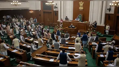 यूपी विधानसभा मानसून सत्र का पहला दिन हंगामे की भेंट चढ़ा, कल सुबह 11 बजे फिर बैठेगा सदन