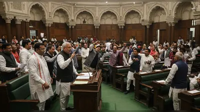 सीतापुर पत्रकार हत्याकांड: यूपी विधानसभा में गरमाई बहस, सुरेश खन्ना बोले – ‘हत्यारों का सपा से है संबंध’