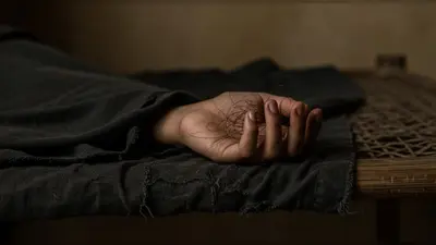 यूपी का दिल दहला देने वाला मामला: दस साल पहले किशोरी की मां से था अफेयर, अब चचेरी बहन की दरिंदगी से हत्या कर दी; हाथ में मिले हत्यारे के बाल