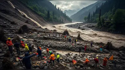 किश्तवाड़ में बादल फटने से भीषण तबाही: मचैल माता यात्रा के दौरान 12 लोगों की मौत, रेस्क्यू ऑपरेशन जारी