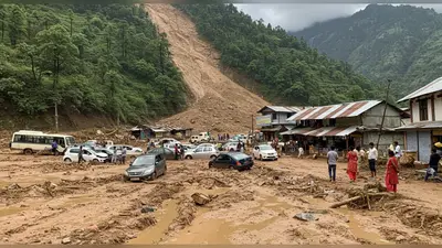 कोटखाई में बादल फटा, शिमला-कुल्लू में 20 गाड़ियां दबीं:गानवी बाजार में 26 दुकानें-शेड क्षतिग्रस्त, 4 जिलों के स्कूलों में छुट्टी; रामपुर बाजार खाली कराया
