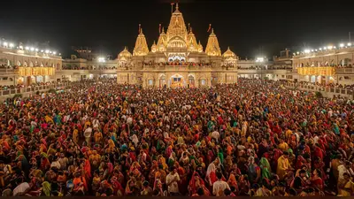 जन्माष्टमी 2025 LIVE: मथुरा की श्रीकृष्ण जन्मभूमि पर उमड़ा आस्था का महासागर, कान्हा के जन्म का बेसब्री से इंतजार