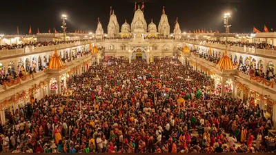 जन्माष्टमी पर भक्ति धाम मनगढ़ में उमड़ा जनसैलाब, ‘राधे-राधे’ की गूंज से लाखों हुए निहाल