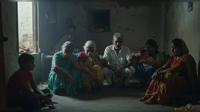 हादसे ने छीनी खुशियां: अलीगढ़ में डंपर ने कुचले चंडौस के दो सगे भाई, परिवार पर टूटा दुखों का पहाड़