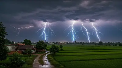 यूपी में अगले 4 दिन भारी बारिश और बिजली गिरने का अलर्ट, 47 जिलों के लिए चेतावनी जारी!