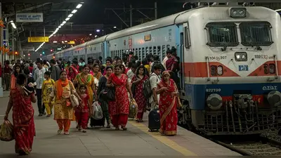 त्योहारों पर तोहफा: रेलवे चलाएगा 20 जोड़ी विशेष ट्रेनें, दिवाली-छठ पर सफर होगा आसान
