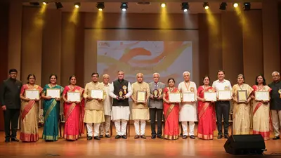 राष्ट्रीय शिक्षक पुरस्कार 2025: 21 उत्कृष्ट शिक्षकों का चयन, जानें किस राज्य से कितने हुए सम्मानित