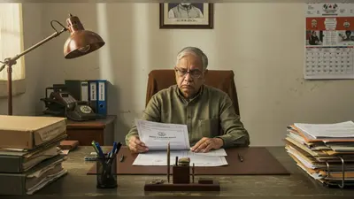 हाथरस: नगर पालिका अध्यक्ष को गंभीर आरोपों पर कारण बताओ नोटिस, 15 दिन में मांगा स्पष्टीकरण, अनियमितताओं की पुष्टि से हड़कंप