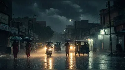 बरेली में लगातार दूसरे दिन मूसलाधार बारिश, घनघोर घटाओं से छाया अंधेरा; मौसम विभाग ने जारी किया येलो अलर्ट