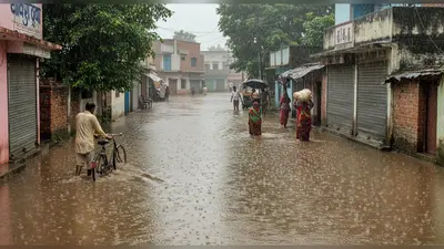 यूपी के पीलीभीत में आसमानी आफत: मूसलाधार बारिश ने जनजीवन किया बेहाल, स्कूल-कॉलेज बंद, नदियां उफनाईं, निचले इलाकों में बाढ़ जैसे हालात