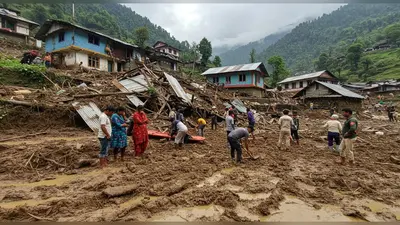6 मकान दमींदोज, बाप-बेटी समेत 4 की मौत:जुब्बल में 23 वर्षीय लड़की की जान गई, सिरमौर-कोटखाई में 2 महिला लापता