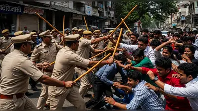 एलएलबी छात्रों पर लाठीचार्ज: सीएम योगी का कड़ा रुख, सीओ, कोतवाल और चौकी इंचार्ज निलंबित; शाम तक मांगी रिपोर्ट