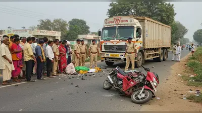 इटावा में दिल दहला देने वाला हादसा: कंटेनर ने मोपेड सवार गर्भवती महिला और गर्भस्थ शिशु को कुचला, मौके पर मौत