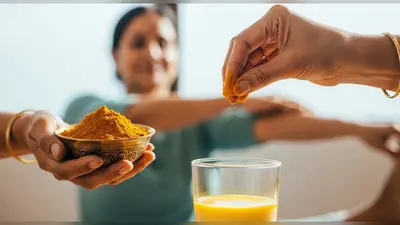 रोजाना बस एक चुटकी हल्दी! ब्लड शुगर रहेगा कंट्रोल में, जोड़ों का दर्द भी होगा दूर, विशेषज्ञ दे रहे हैं सलाह