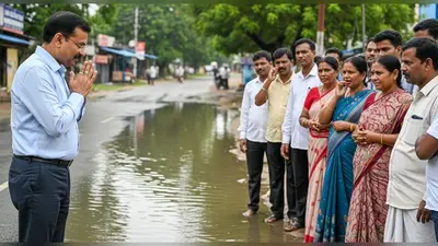 यूपी के DM की सादगी हुई वायरल: ‘आगे पानी है, रुक जाइये…’ हाथ जोड़कर लोगों से की अपील