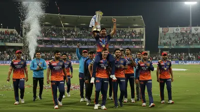 यूपी टी-20 लीग: काशी ने रचा इतिहास, मेरठ को 8 विकेट से हराकर बना चैंपियन, मावरिक्स की बल्लेबाजी पूरी तरह ढेर