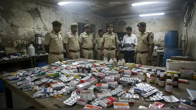 यूपी में बड़ा खुलासा: जिस दवा की सबसे ज़्यादा मांग, उसे ही बनाया ‘नकली’, जुकाम से शुगर तक सब लिस्ट में!