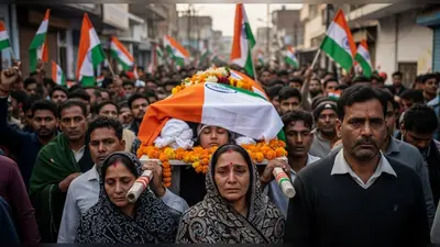 शहीद सिंधु के अंतिम संस्कार की रस्में शुरू:कैथल में तिरंगा लेकर साथ चली भीड़; मां गुमसुम, पिता बोले- शादी तय करनी थी