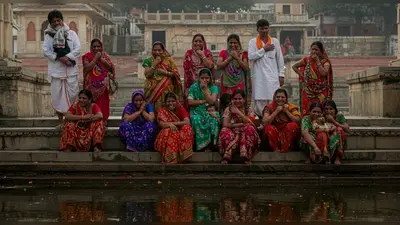 कान्हा की नगरी में मातम: परिवार संग आया युवक राधाकुंड में डूबा, चीख-पुकार से दहला इलाका