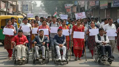 यूपी में दिव्यांगों का बड़ा ऐलान: सड़कों पर उतरेंगे, बोले – ‘सिर्फ आश्वासन मिला, अब हक लेकर रहेंगे!’