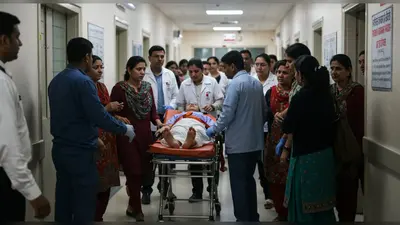 मुरादाबाद टीएमयू में सनसनी: नर्सिंग छात्रा ने तीसरी मंजिल से लगाई छलांग, आईसीयू में भर्ती, परिवार सदमे में