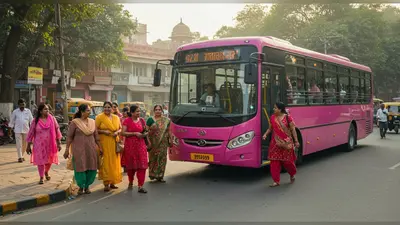 यूपी: महिलाओं को नवरात्र का बड़ा तोहफा! आगरा के एमजी रोड पर आज से चलेंगी ‘पिंक बसें’, सफर होगा और सुरक्षित