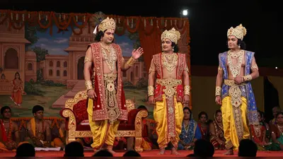 ओसीएफ की रामलीला में सद्भाव की अद्भुत मिसाल: मुस्लिम सुहेल बने जनक-विश्वामित्र, ईसाई पैट्रिक दास दशरथ