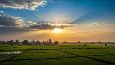 यूपी में मौसम का बदलता मिजाज: नवरात्र के साथ मानसून की विदाई शुरू, कई जिलों में छाएगी धूप, बढ़ेगी गर्मी
