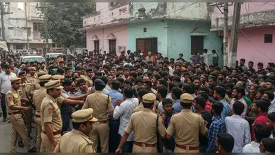 बदायूं में पैगंबर साहब पर अभद्र टिप्पणी से भारी तनाव, आरोपी के घर पर उमड़ी भीड़, पुलिस ने मुश्किल से संभाली स्थिति
