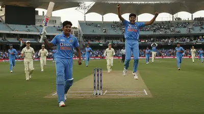 अंडर-19 भारत की ऑस्ट्रेलिया पर लगातार दूसरी शानदार जीत: वैभव सूर्यवंशी ने तोड़ा उन्मुक्त चंद का रिकॉर्ड, आयुष की घातक गेंदबाजी