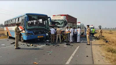 भास्कर अपडेट्स:गुजरात के बोटाद में बस और ट्रक की टक्कर, 3 लोगों की मौत; 20 घायल