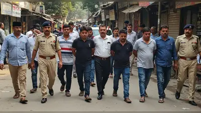 कानपुर: इनामी गैंगस्टर के संरक्षण में जुआ खेलते 8 गिरफ्तार, 3 फरार