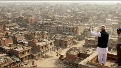 सीएम योगी का बड़ा फैसला: बिना मानक वाली कॉलोनियों पर तुरंत रोक, लापरवाह अधिकारियों पर कार्रवाई तय
