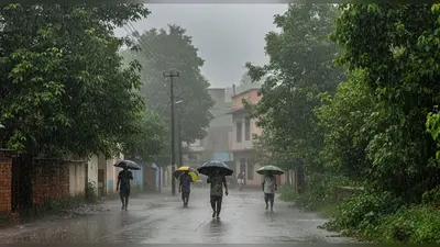 यूपी में ‘अक्टूबर का सावन’: सोमवार को इन जिलों में भारी बारिश का अलर्ट, टूटा 125 साल का रिकॉर्ड