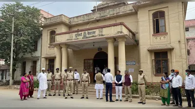 मुरादाबाद: सपा दफ्तर पर मंडराया संकट! प्रशासन कब्जे की तैयारी में, आवंटन रद्द होने के बाद नोटिस की मियाद भी खत्म