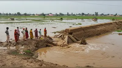 आगरा उटंगन हादसा: ग्रामीणों के मिट्टी के बांध को प्रशासन की लापरवाही बहा ले गई, करोड़ों का नुकसान!