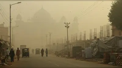 आगरा में प्रदूषण बढ़ा, लागू हुआ ग्रैप-1: जानिए किन चीजों पर लगी कड़ी पाबंदियां