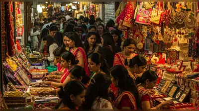 करवाचौथ कल: बाजारों में उमड़ी भीड़, ब्यूटीपार्लर-गिफ्ट की दुकानें फुल; मेंहदी लगवाने लगी लंबी कतारें, जानें अपने शहर में चांद निकलने का समय