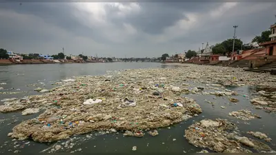 यमुना प्रदूषण पर NGT का कड़ा रुख: 66 करोड़ के जुर्माने पर नगर निगम से मांगा जवाब, 22 दिसंबर को अहम सुनवाई